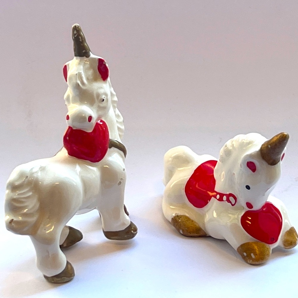 The CUTEST UNICORN PAIR with hearts MADE IN JAPAN 50s - MID CENTURY sweet magic